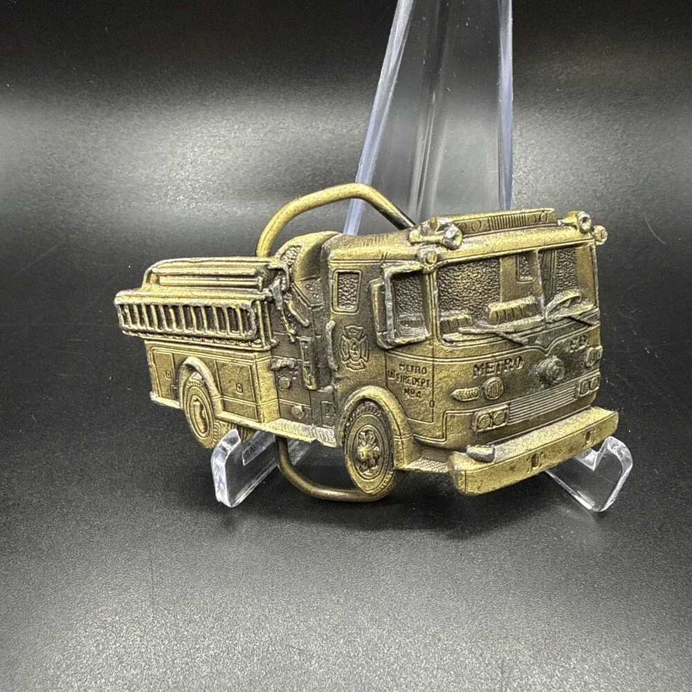 1981 Fire Engine Truck Firetruck Fireman Belt Buckle Brass Great American Co USA